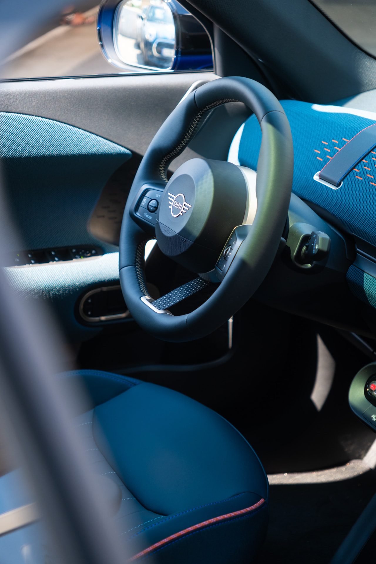 MINI Aceman — Cockpit