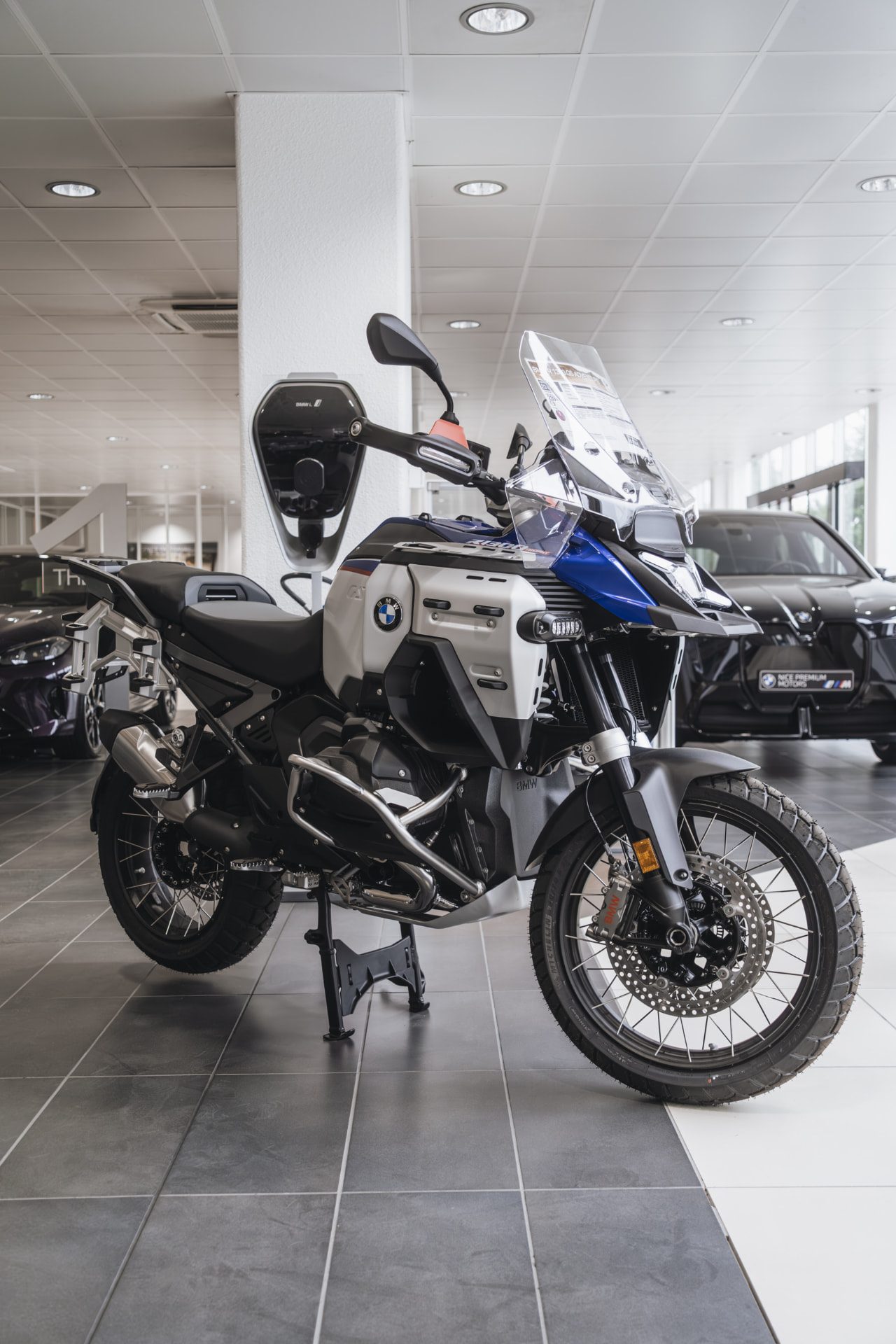 BMW Nice — Showroom — R 1300 GS