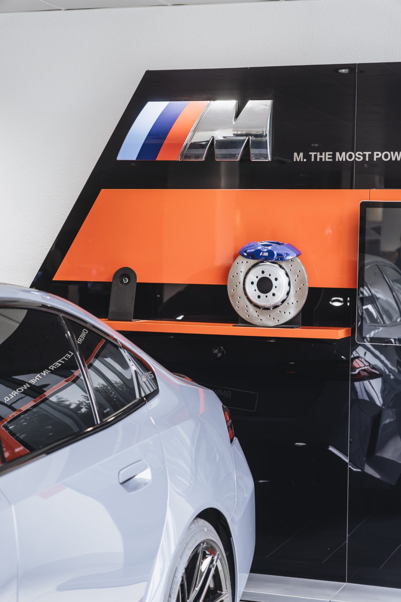 BMW Nice — Showroom — M Performance